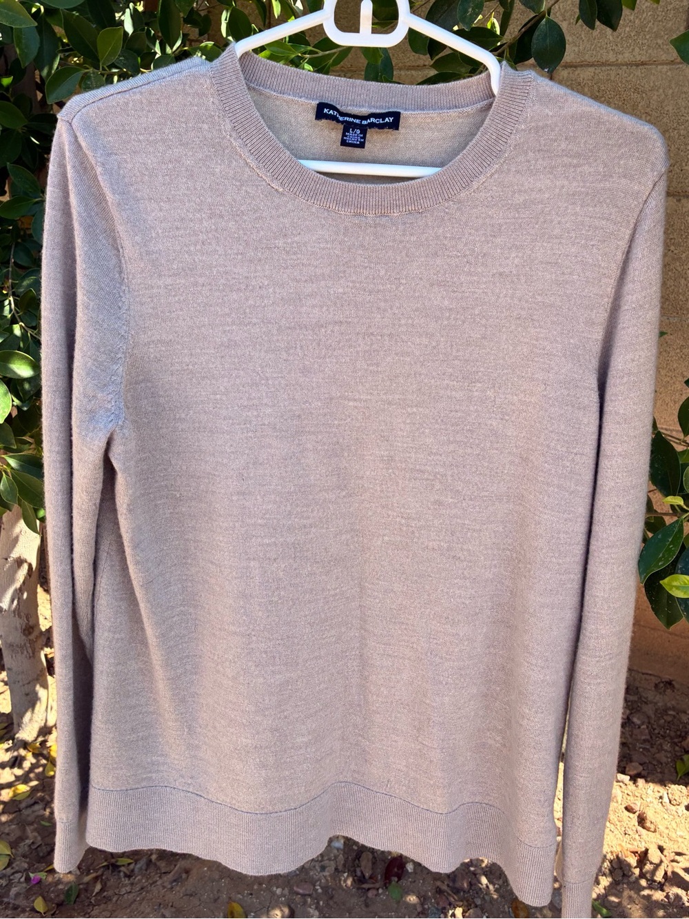 Katherine Barclay Men's Crewneck Sweater in Light Taupe/Grey